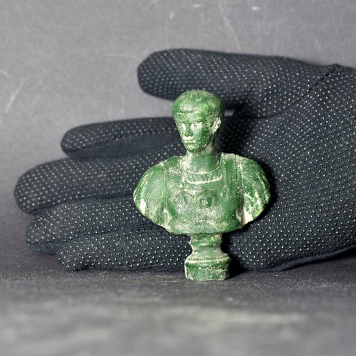SB0050 Bronze Statuette Caligula 9