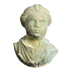 AR0004 Bronze Rhytons Deity Bust obverse